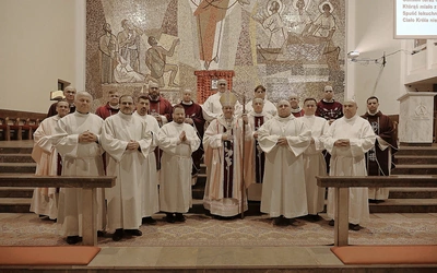 Dziewięciu kandydatów weszło w służbę słowa