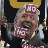 Protest przeciwko amerykańskiej polityce w Seulu