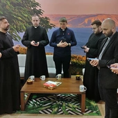 Duchowość synodalna księdza. To taka, która uczy iść razem w Kościele