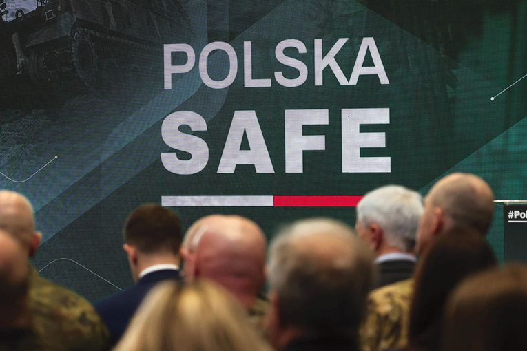 SAFE unijny i polski. Jakie są zalety i wady obu propozycji?