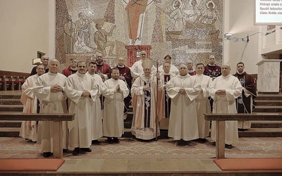  To kolejny etap formacji diakonów.