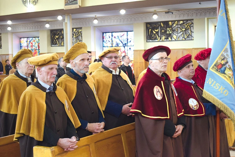 Uroczystość stała się okazją do modlitwy, dziękowania i zawierzenia Panu dalszych lat działalności.