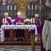 Eucharystia w Kościele Matki Bożej Bolesnej i św. Wojciecha w Opolu.