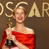 Hollywoodzka gwiazda chwali małżeństwo i dedykuje Oskara „sercu matki w chaosie”