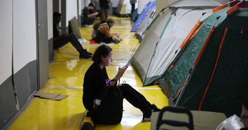 Na Izrael też spadają pociski
