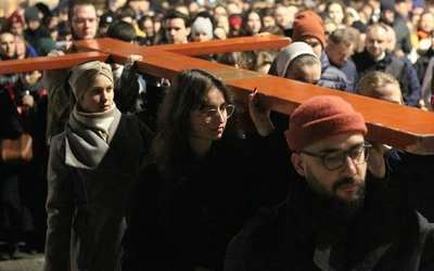 W drodze, za Mocarzem...