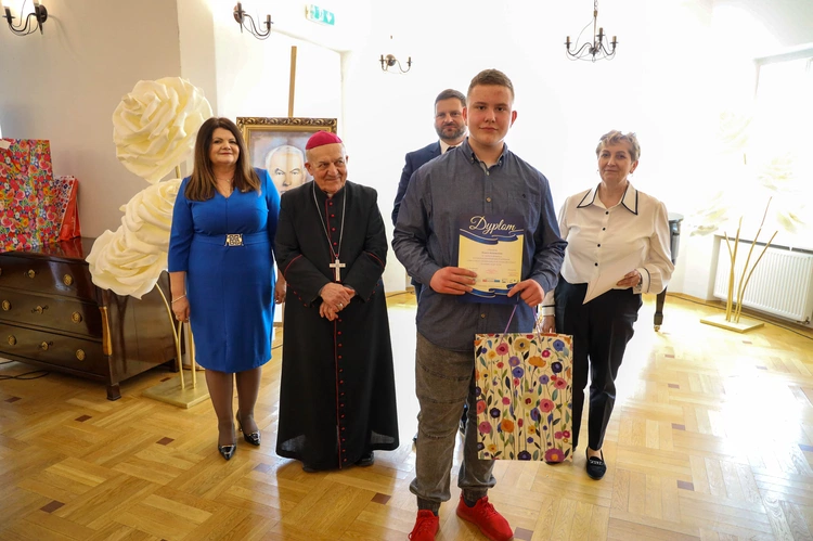 Jubileuszowe XXV Dni Patrona w ZS w Dzikowcu