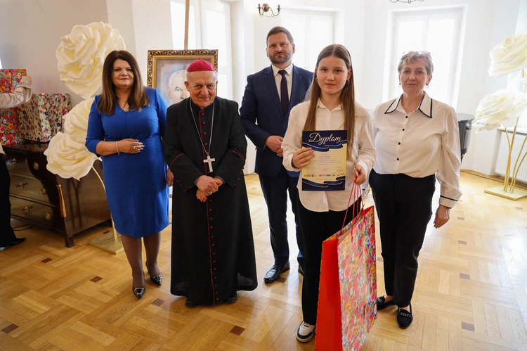 Jubileuszowe XXV Dni Patrona w ZS w Dzikowcu