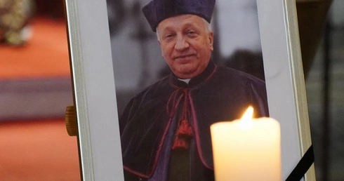 Pożegnanie ks. prał. Tadeusza Reronia. Witał człowieka z uśmiechem