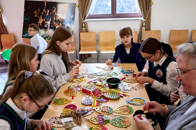 Jedno serce, wiele rąk – wspólna misja dobra