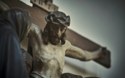 Pielgrzymi z Tarnowskich Gór przedstawili w Rzymie inscenizację Drogi Krzyżowej