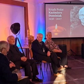 Jak ognia unikał oficjalnych życzeń, pompy i fanfar na swoją cześć