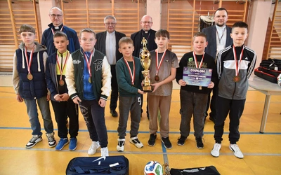 5 tysięcy piłkarzy