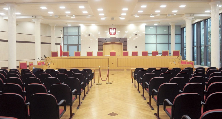 Sytuacja wokół Trybunału Konstytucyjnego. Kto go kontroluje, ten ma rację?