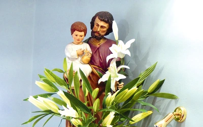 Figura patrona w kaplicy ośrodka.