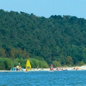 Krajobraz nad Zalewem Wiślanym jest unikatowy.