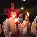 Per crucem ad lucem – przez krzyż do światła