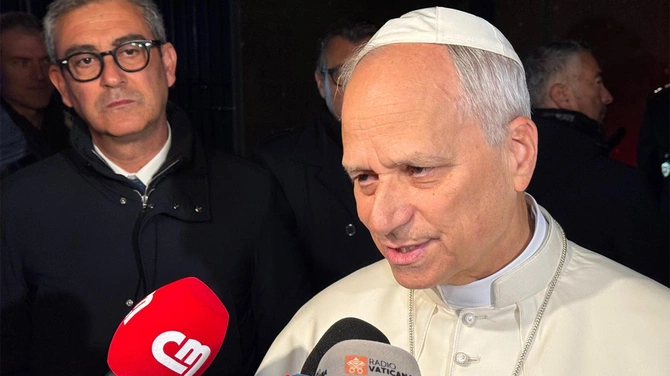Papież: wstrzymajcie ogień, niech władze pracują na rzecz pokoju