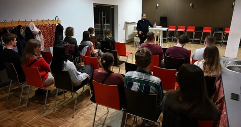 Spotkanie z cyklu "Zagnij księdza"