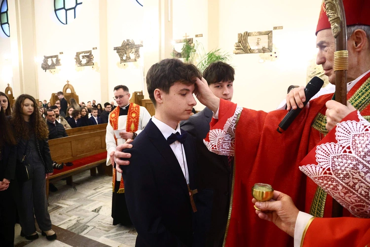 Bierzmowanie w Zgłobicach