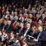 Od oporu do niepodległości