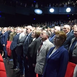 Od oporu do niepodległości
