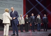 Od oporu do niepodległości