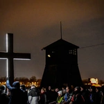 Między cierpieniem a nadzieją