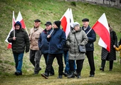Między cierpieniem a nadzieją