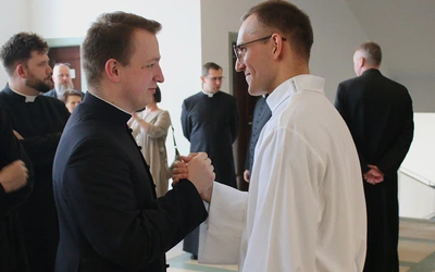 Ustanowienie nowych lektorów