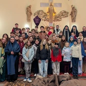 Przez deszcz i wiatr - za Chrystusem