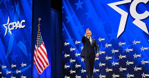 Prezydent Nawrocki na CPAC: Rosja nie broni konserwatyzmu; reprezentuje korupcję i przemoc