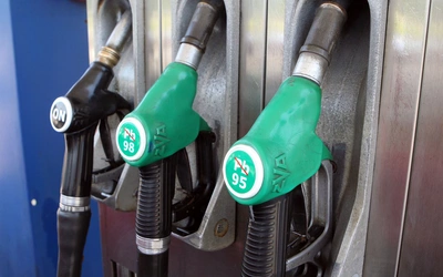 W życie weszły przepisy ws. obniżki akcyzy na paliwa