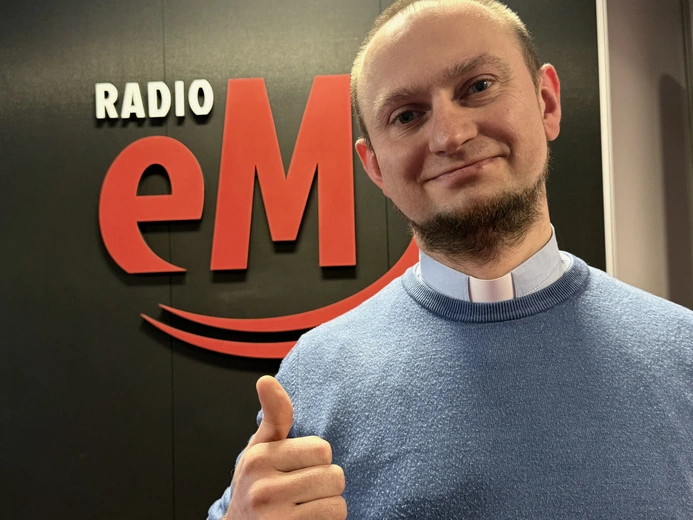 Scroll zamiast relacji. Młodzi w świecie, który ich pochłania