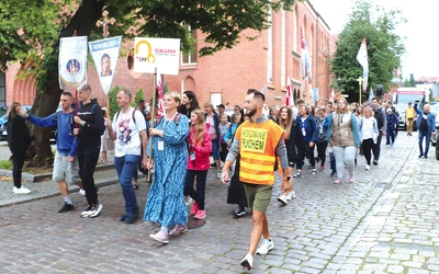 Pątnicy tradycyjnie wyruszają spod Katedry  św. Mikołaja.