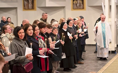 Obrońcy nienarodzonych będą modlić się codziennie za swoich duchowych podopiecznych.