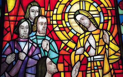 Radości i nadziei z faktu, że Miłość pokonała śmierć wszystkim Czytelnikom życzy także redakcja „Gościa Łowickiego”.