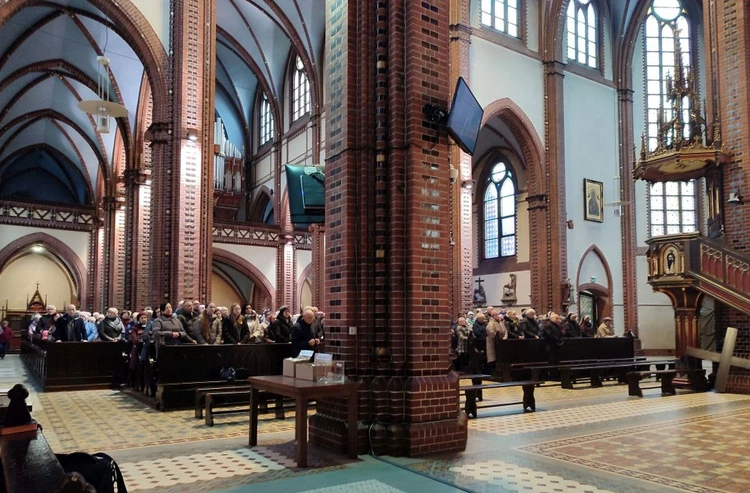 Msza św. w katedrze 