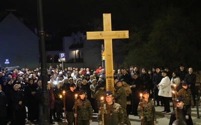 Płock. Krzyż na Starówce