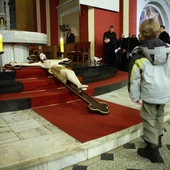 Jak opowiadać dzieciom o krzyżu i pustym grobie?