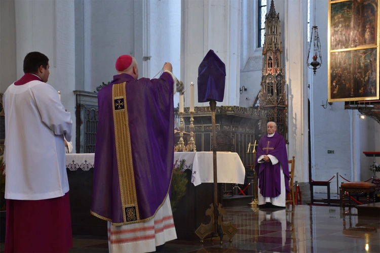 Zakończenie pielgrzymowania do wielkopostnych kościołów stacyjnych