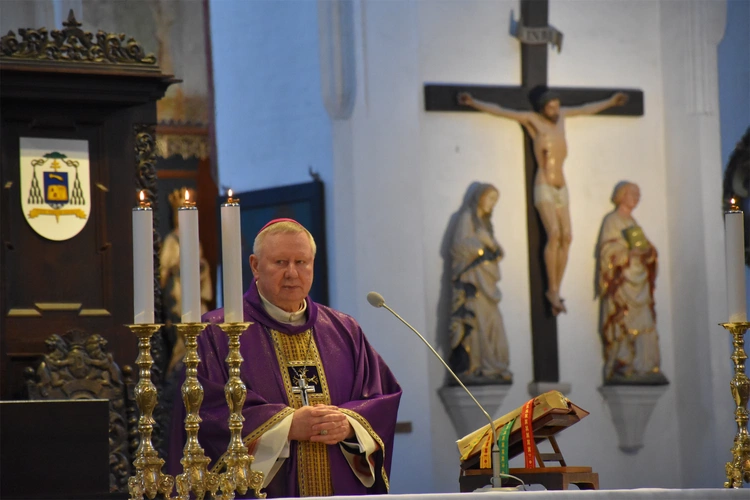 Zakończenie pielgrzymowania do wielkopostnych kościołów stacyjnych