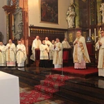 Msza Krzyżma Świetego w legnickiej katedrze