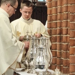 Msza św. Krzyżma w archikatedrze warszawskiej