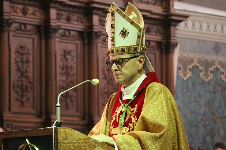 Płock. Msza Krzyżma