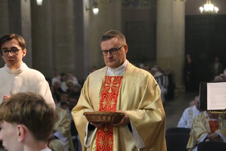 Płock. Msza Krzyżma