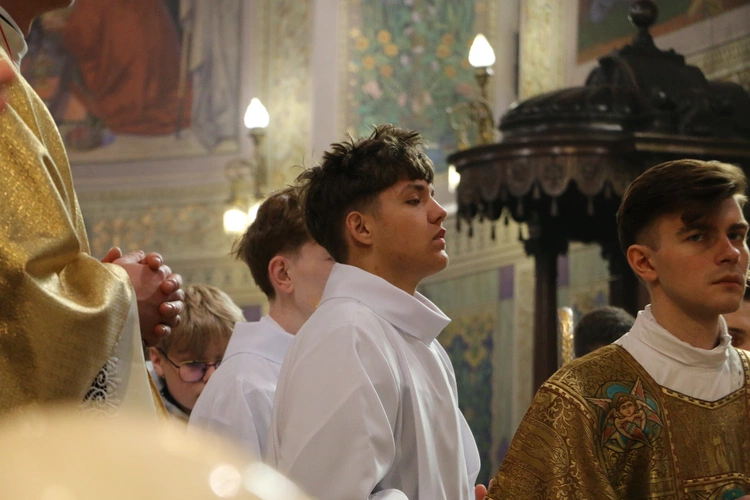 Płock. Msza Krzyżma