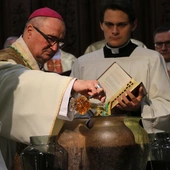 Płock. Msza Krzyżma