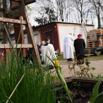 Droga Krzyżowa w schronisku Towarzystwa Pomocy im. św. Brata Alberta