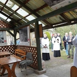 Droga Krzyżowa w schronisku Towarzystwa Pomocy im. św. Brata Alberta